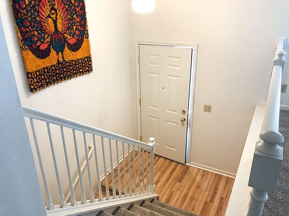 4th image of 2929 W Parkridge Dr