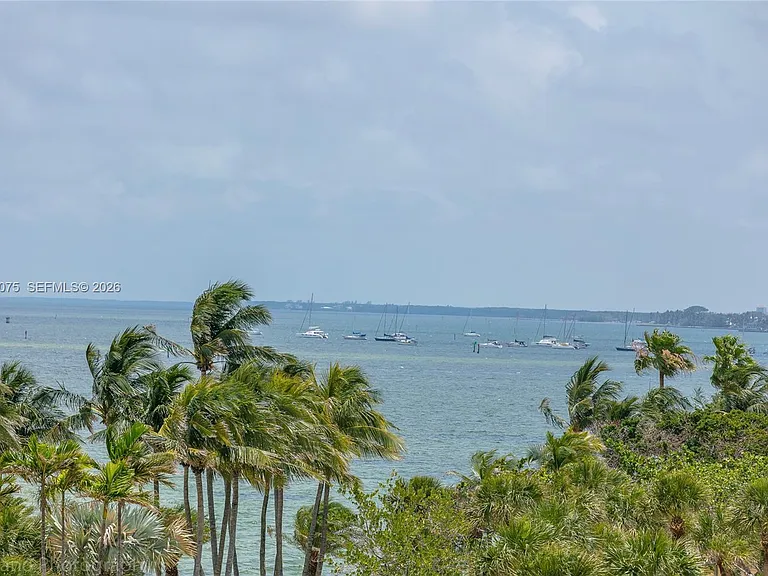 3 Grove Isle Dr #C502 — Photo 29