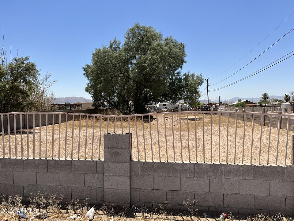 2nd image of 2845 W YUMA Street #9