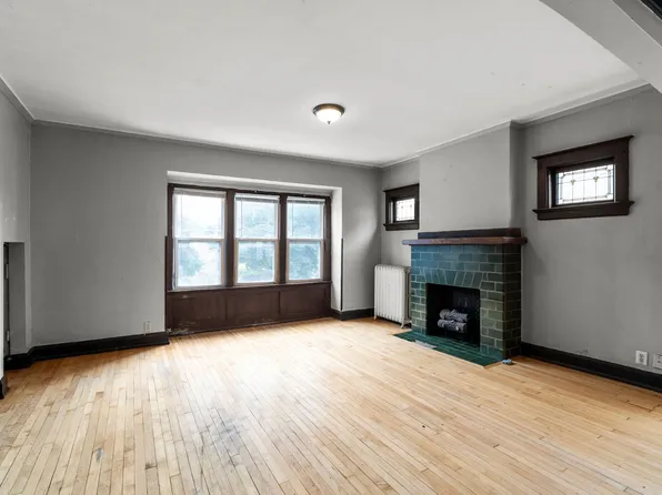 3009 N Maryland Ave, Milwaukee, WI 53211