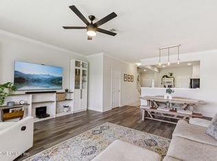 6858 Roundleaf Dr, Jacksonville, FL 32258