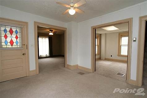 3rd image of 308 E Wall St