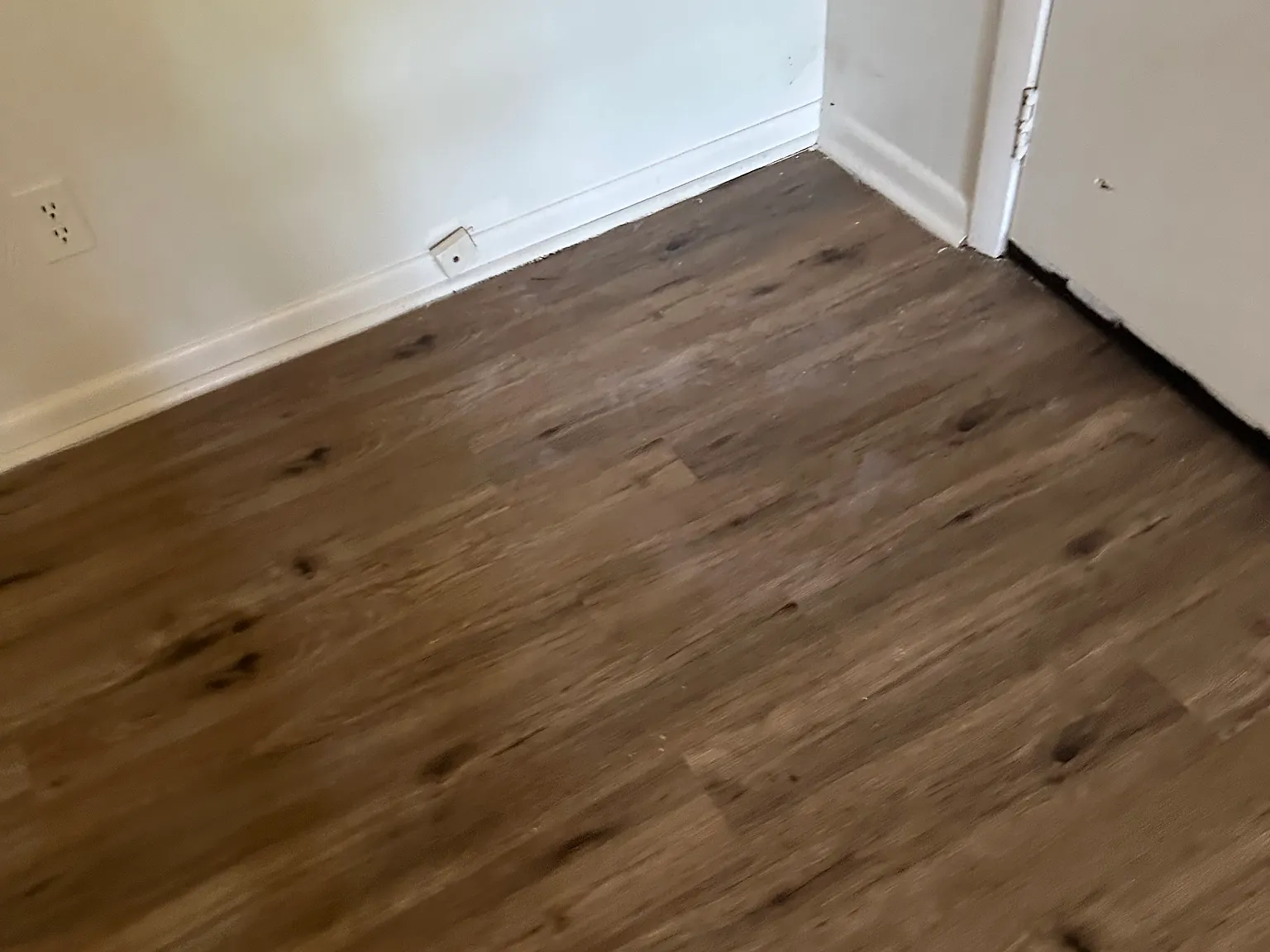 3 bed, 1080 sqft, $1,375 — Photo 3