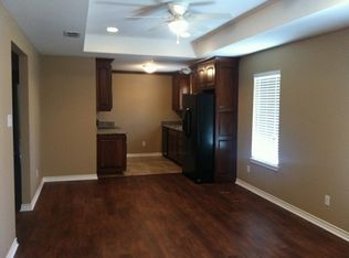 610B N Trinity St, Gilmer, TX 75644