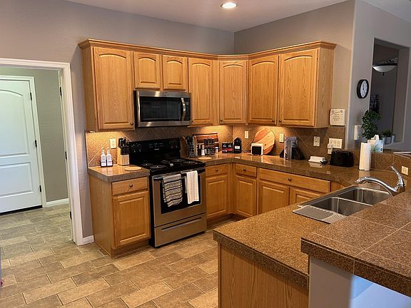 2nd image of 22617 N Arrellaga Dr