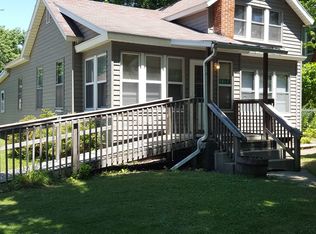 1017 Regent St, Niles, MI 49120