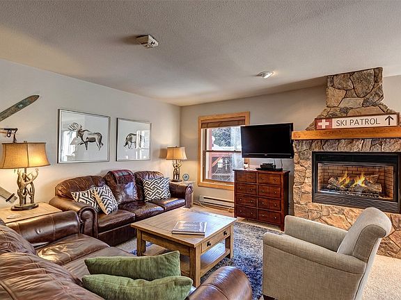 3rd image of 815 Columbine Drive UNIT 24