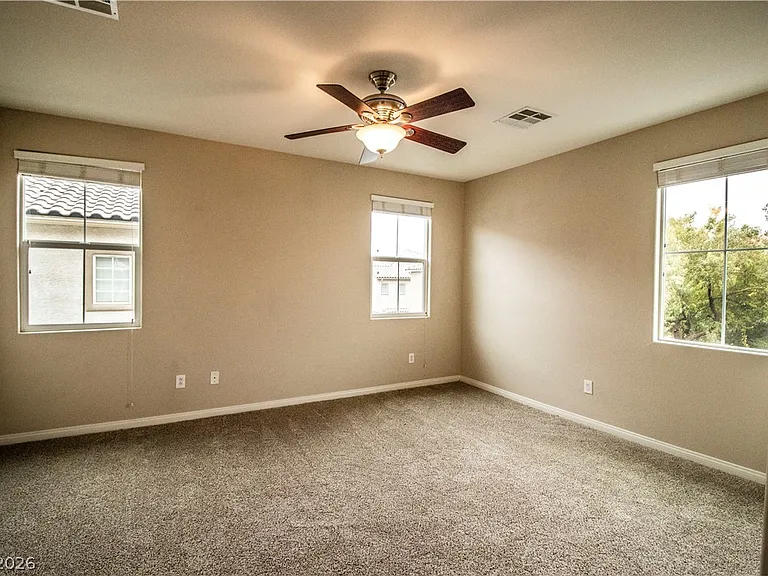 9124 Alpine Grove Ave #101 — Photo 12
