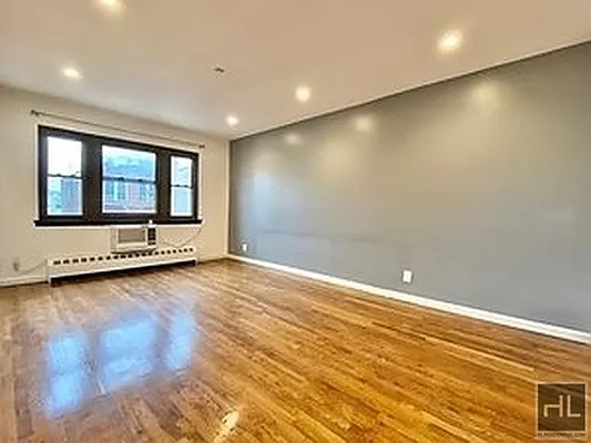 Rented by Highline Residential | media 23