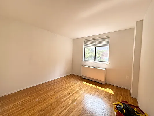 Rented by AZ REALTY NYC LLC | media 15