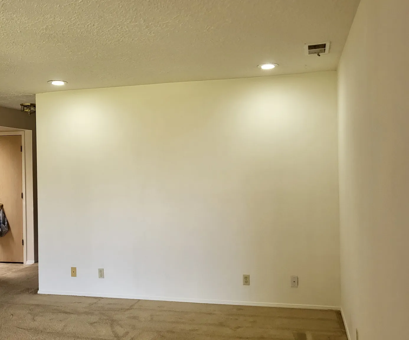 2 bed, 1133 sqft, $1,450 — Photo 3