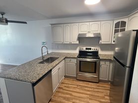 6434 Akins Ave, San Diego, CA