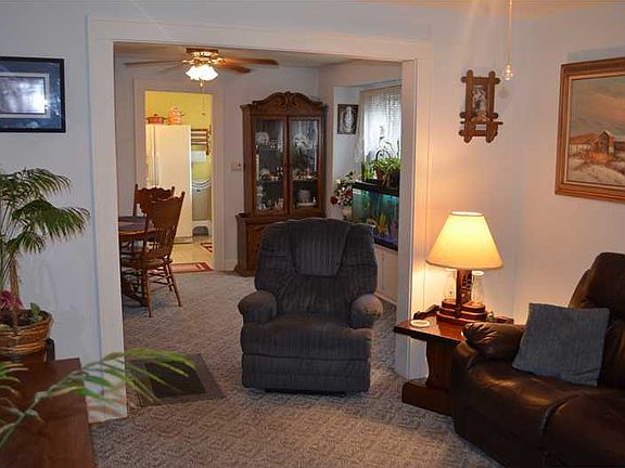 4th image of 3952 Hoyt Ave