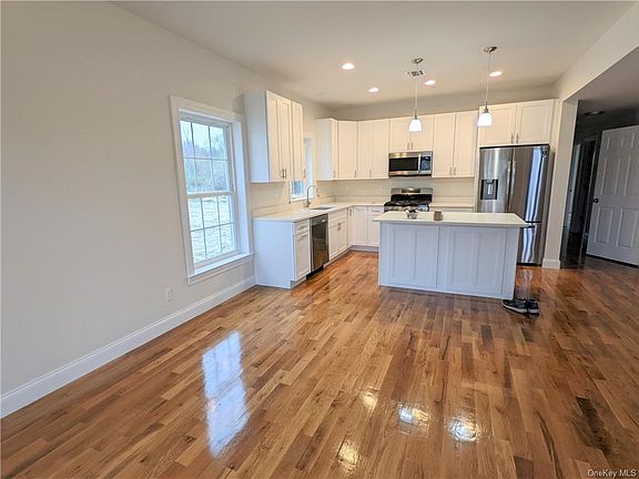 3rd image of 5103 Pankin Dr