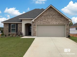 17062 Lafayette Dr, Robertsdale, AL 36567