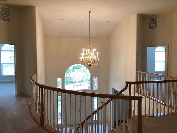 3rd image of 1154 Teresa Ln