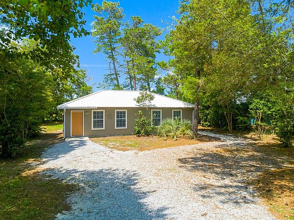 2nd image of 133 Sunrise Cir #A