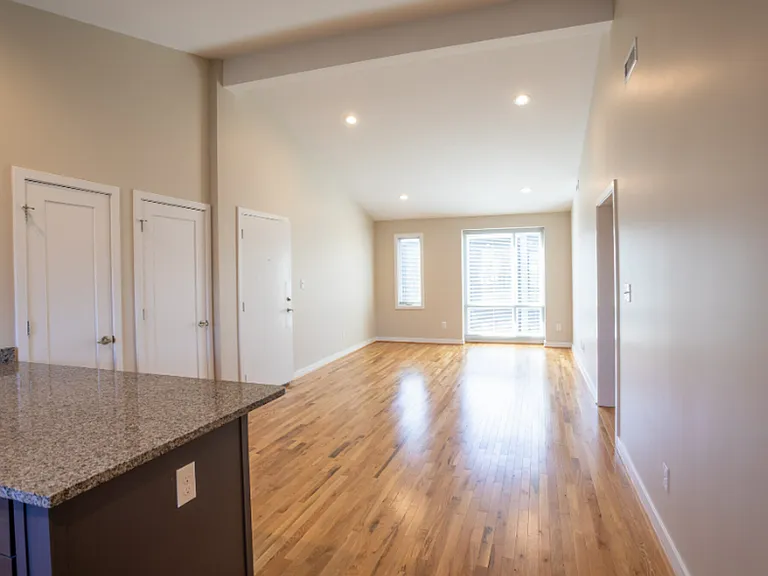 630 Park St — Photo 4