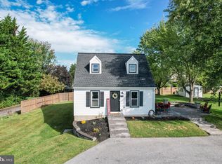 1318 Naugahyde Rd, Westminster, MD 21157