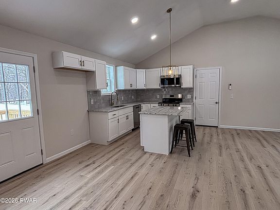 5th image of 515 Hummingbird Ct