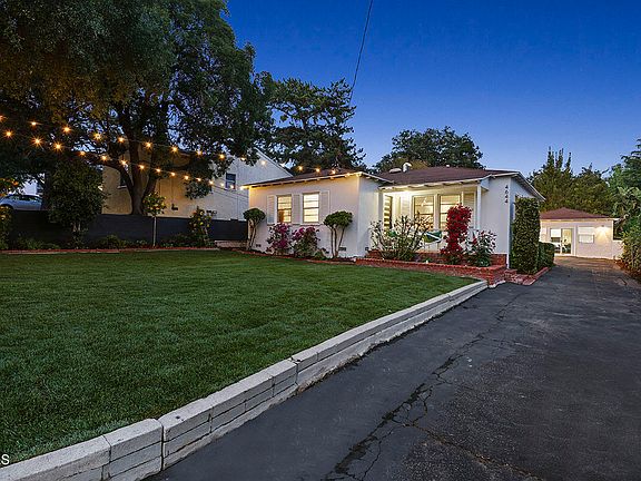 2nd image of 4644 Rockland Pl