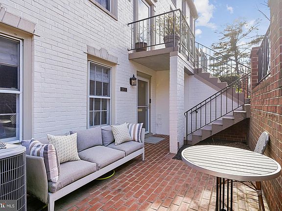 5th image of 3263 Sutton Pl NW APT C