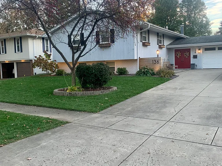136 Lost Tree Dr — Photo 21