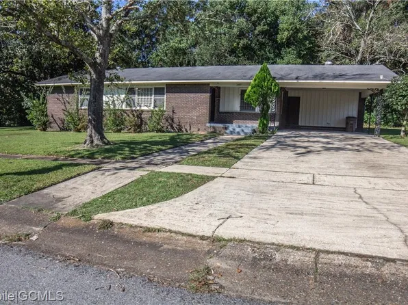 1325 Carre Dr W, Mobile, AL 36618