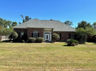 4041 Barbe Wood Dr, Lake charles, LA 70605