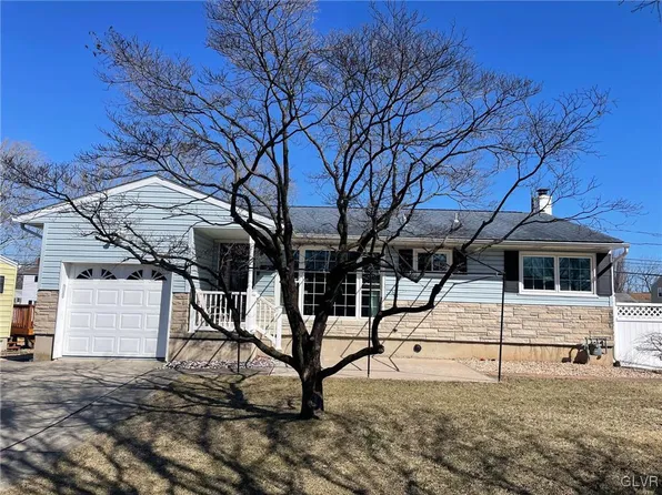 2184 Allwood Dr, Bethlehem, PA 18018