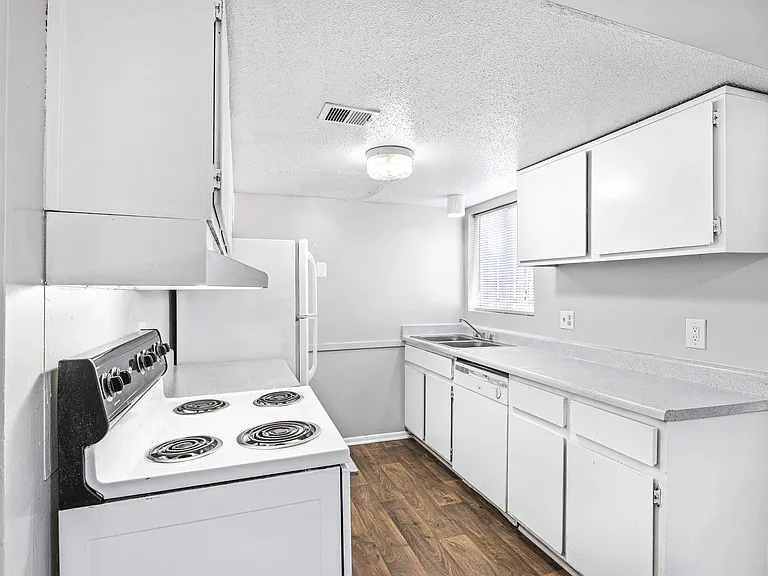 Northgate Townhomes — Photo 21