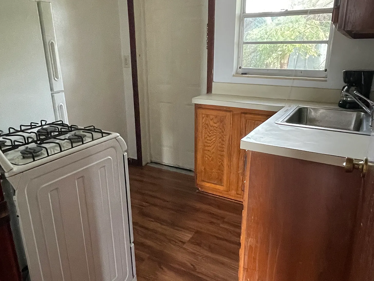 Studio, 500 sqft, $995 — Photo 4