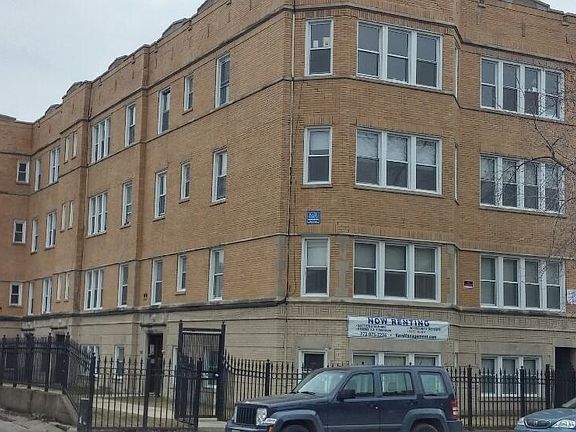 5th image of 6317 S California Ave APT 2B