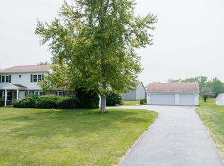 8529 Ernst Rd, Fort Wayne, IN 46809