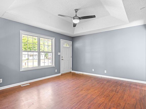 4th image of 358 Lafayette Point Cir