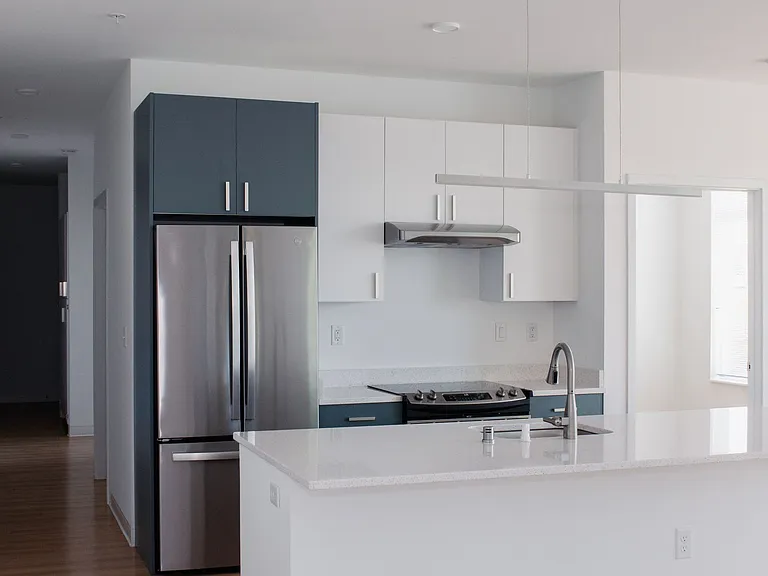 Element Apartments — Photo 22