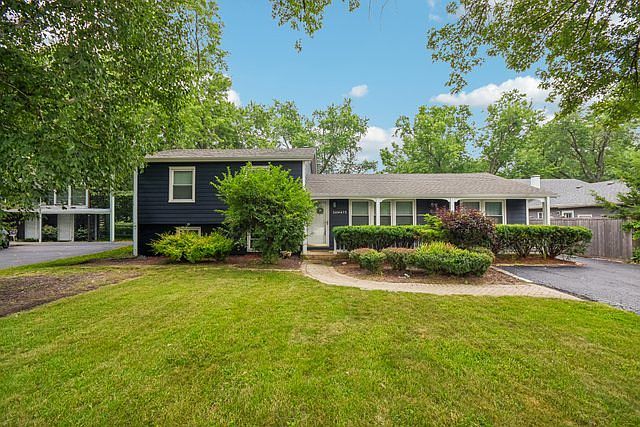1st image of 26W473 Parkway Dr
