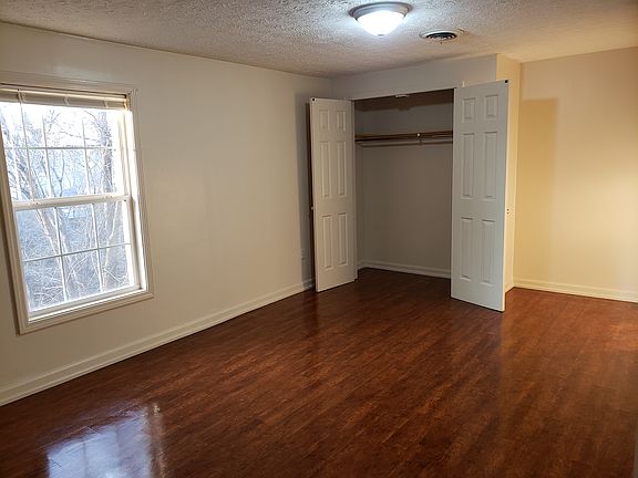 5th image of 116 Sequoia Dr APT 2