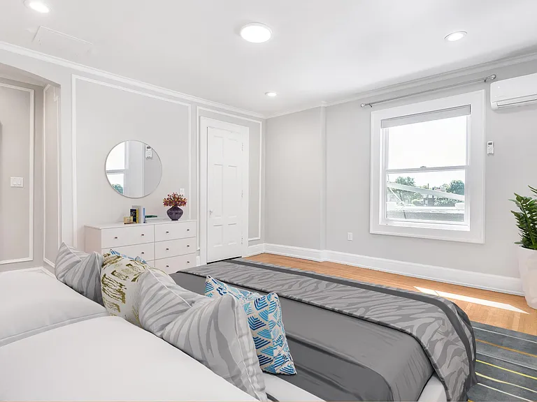 3445 Washington Blvd — Photo 6