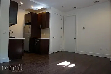 Rented by Rennit Inc.