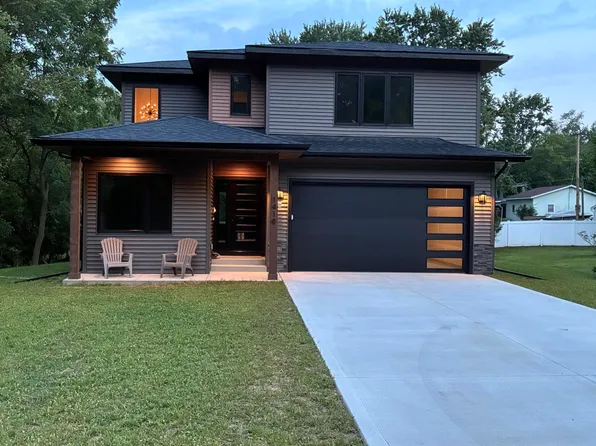 1418 Blue Star Hwy, South Haven, MI 49090