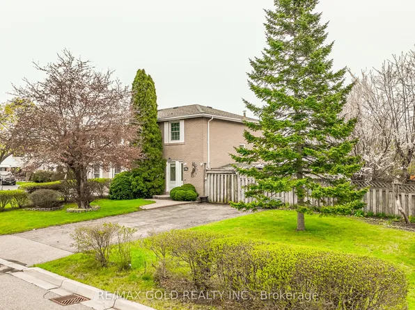 64 Dalraith Cres, Brampton, ON L6T 2X5