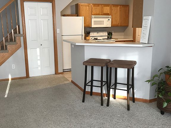 Breakfast bar