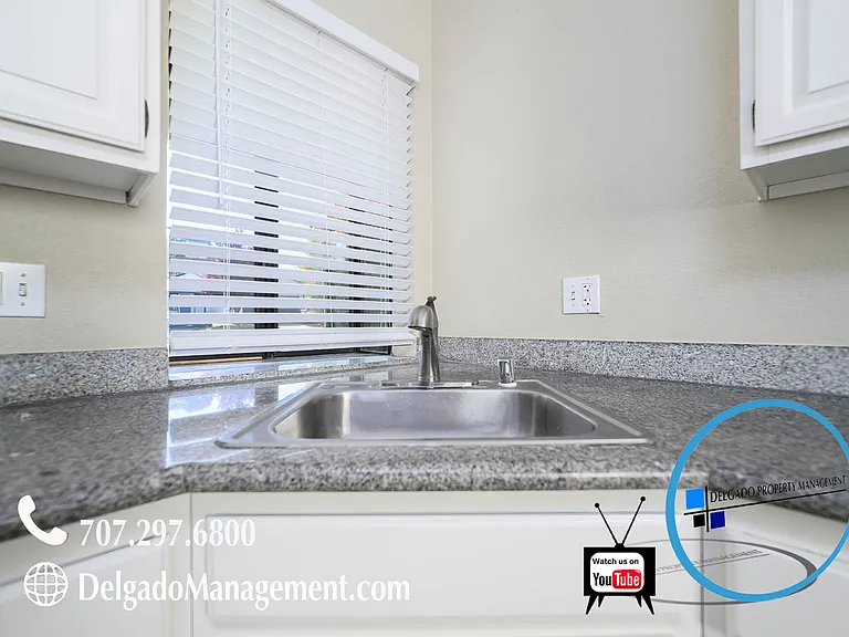 449 Topsail Dr — Photo 7