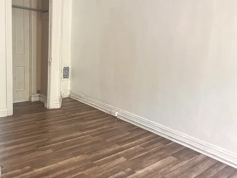 343 Hummel St #2 — Photo 5