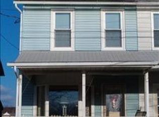 401 S Canal St, Walnutport, PA 18088