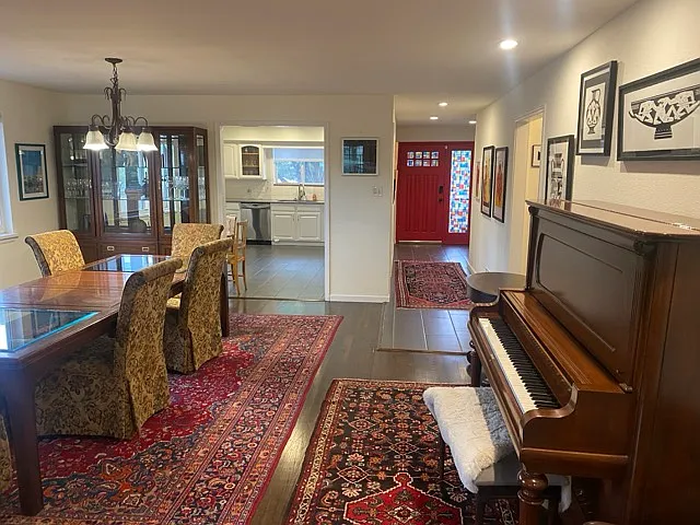 224 Hermosa Dr SE — Photo 150
