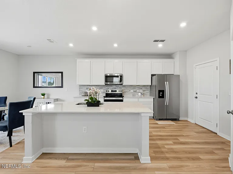 14742 Cashew Ave — Photo 13