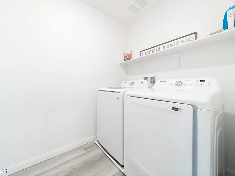 2849 Desert Mosaic Ln #5 — Photo 12