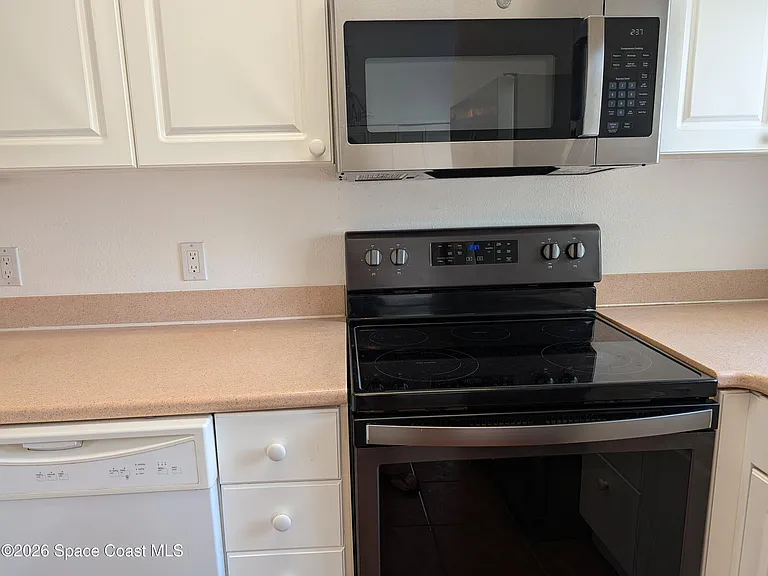 313 Ocean Park Ln #V95 — Photo 6